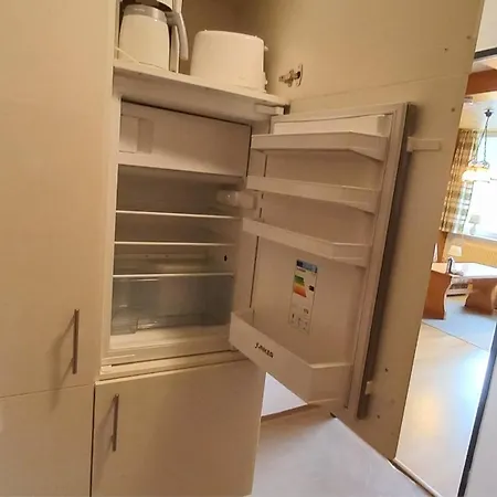Jürgen Haus Kmb Seeappartement Am Ossiacher See, Hallenbad Und Direktem Seezugang Apartment Bodensdorf