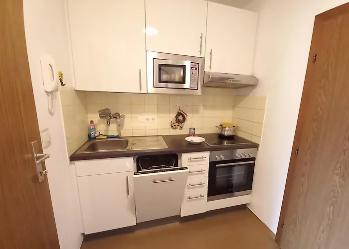 Juergen Haus Kmb Seeappartement Am Ossiacher See, Hallenbad, Skiarena Gerlitzen Apartament