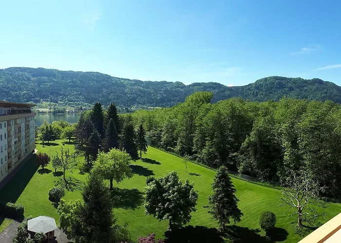 Juergen Haus Kmb Seeappartement Am Ossiacher See, Hallenbad, Skiarena Gerlitzen * Bodensdorf